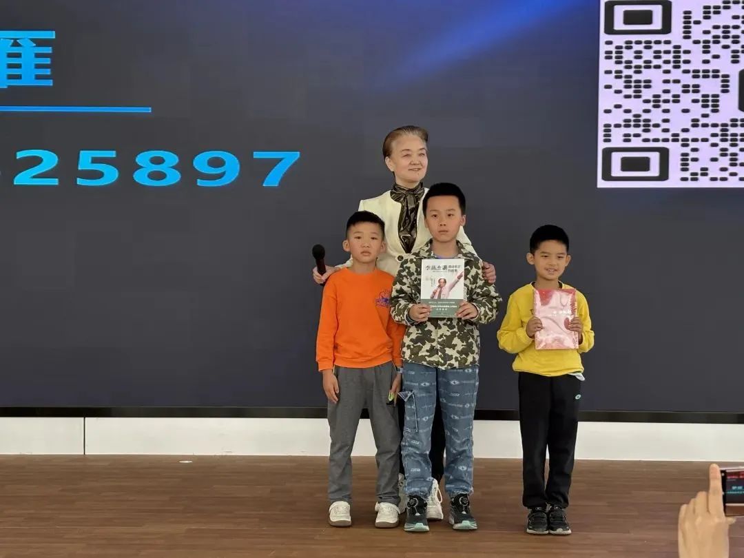 4443094416c2f97bb2efc41ccc4f14c38514ad61